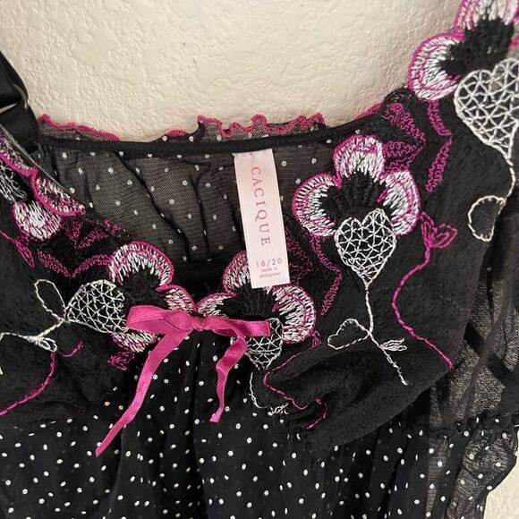 Cacique sheer lingerie top - Picture 5 of 5